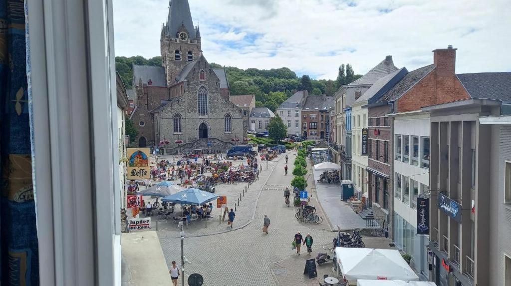Slaapkamer Markt 赫拉尔兹贝亨 外观 照片